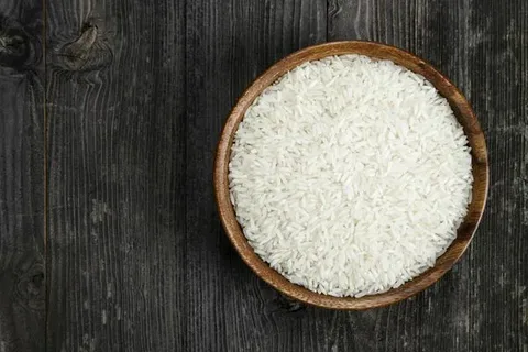 تصویر 2 از قیمت برنج عنبر بو زعفرانی با فروش عمده